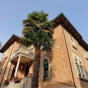 https://villa-berghinz.hotelinveneto.com