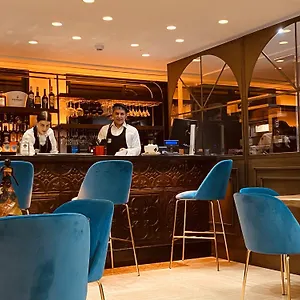 Hotel Just ****